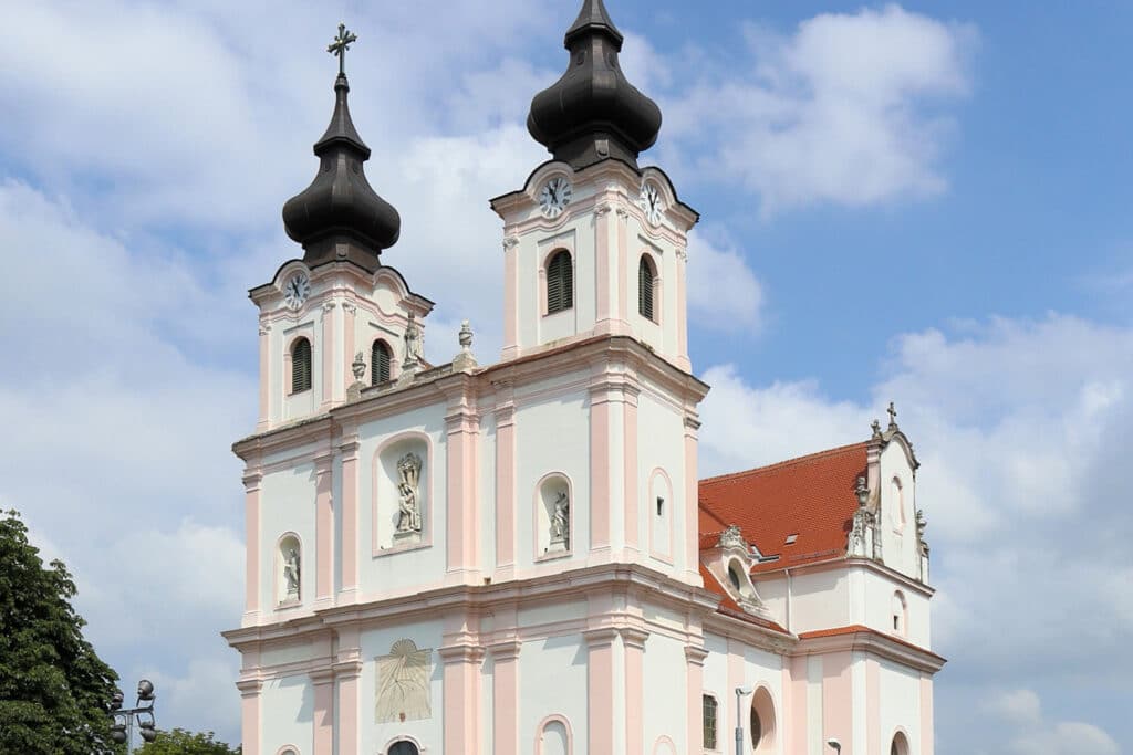Wallfahrtskirche Basilika Maria Dreieichen